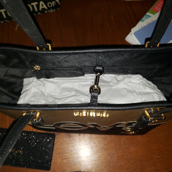 Micheal Kors jet setter bag and wallet - Picture 2 of 4